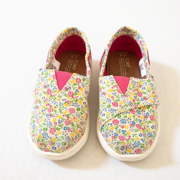 Kids Toms flowered pattern shoes (size 7) - Picture 8 of 11